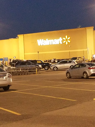 Department Store «Walmart Supercenter», reviews and photos, 15050 Springdale Ave, Middlefield, OH 44062, USA