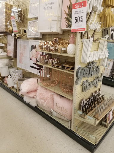 Shopping Mall «Belgate Shopping Center», reviews and photos, 7105 University City Blvd, Charlotte, NC 28262, USA