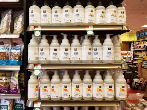 Grocery Store «Whole Foods Market», reviews and photos, 45 Beacon St, Somerville, MA 02143, USA