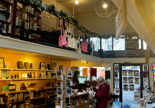 Book Store «Browsers Bookshop», reviews and photos, 107 Capitol Way N, Olympia, WA 98501, USA