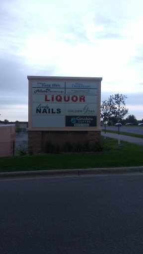 Liquor Store «South Side Liquors», reviews and photos, 1667 17th Ave E, Shakopee, MN 55379, USA