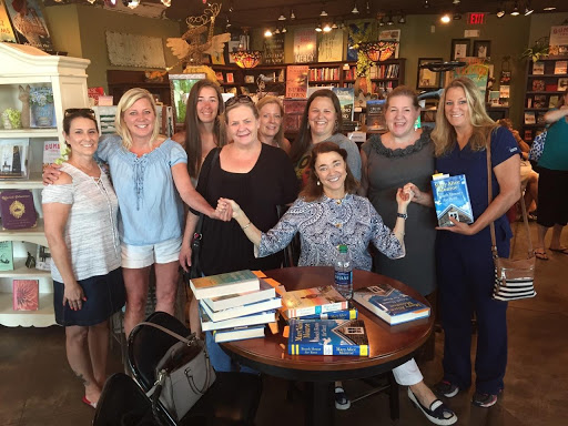 Book Store «FoxTale Book Shoppe», reviews and photos, 105 E Main St, Woodstock, GA 30188, USA