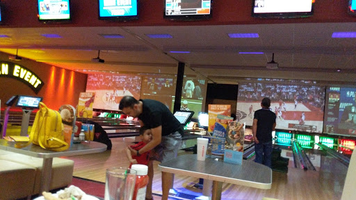 Restaurant «Main Event Entertainment», reviews and photos, 9375 Dallas Pkwy, Frisco, TX 75033, USA