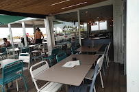 Atmosphère du Restaurant de fruits de mer Lulu à la Plage à Carnac - n°12