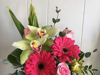 Calgary Local Florist | Same Day Delivery