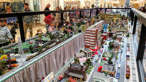 Shopping Mall «The Shops At Kenilworth», reviews and photos, 800 Kenilworth Dr, Towson, MD 21204, USA