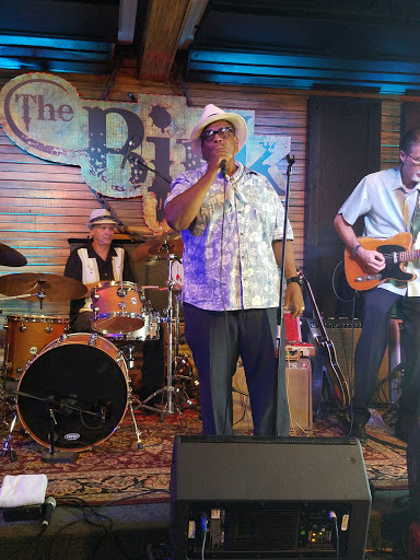 Live Music Venue «The Birk», reviews and photos, 11139 OR-202, Birkenfeld, OR 97016, USA