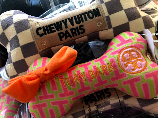 Pet Supply Store «Lazy Creek Discount Pet Food & Supplies», reviews and photos, 351 E Church St, Leesville, SC 29070, USA