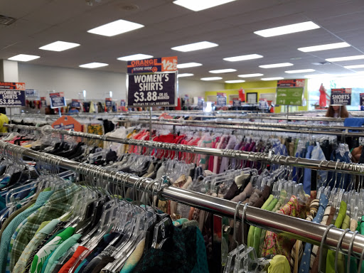 Thrift Store «Goodwill Store», reviews and photos, 5360 Villa Dr, Davenport, IA 52806, USA