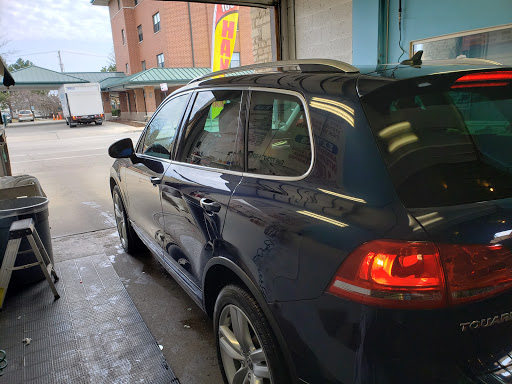 Car Wash «The Perfect Car Wash & Detailing», reviews and photos, 5850 N Northwest Hwy, Chicago, IL 60631, USA