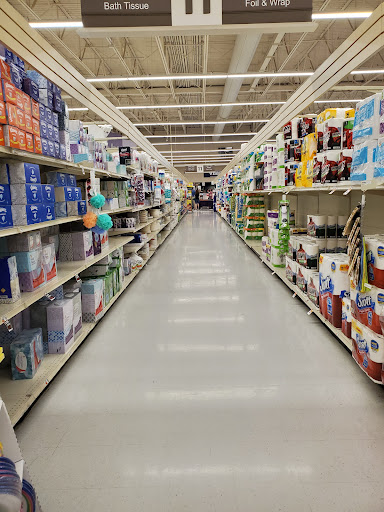 Grocery Store «Giant Food Stores», reviews and photos, 600 E Lancaster Ave, Reading, PA 19607, USA