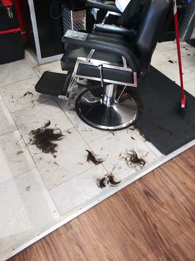 Barber Shop «Edge Up Barber & Style Shop», reviews and photos, 3117 FL-77, Panama City, FL 32405, USA
