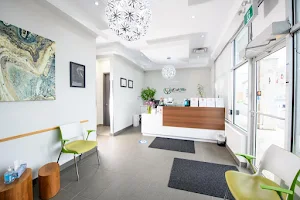Oak Tree Dental Centre | Oakville image
