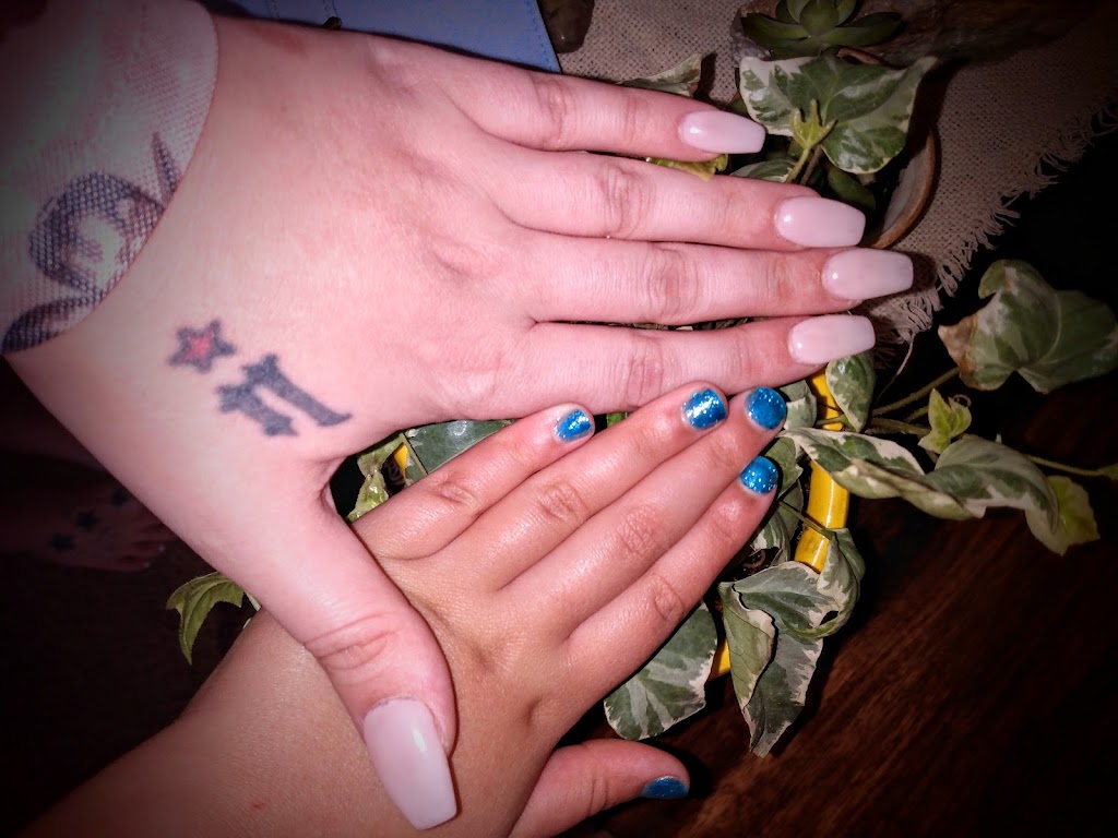 Unique Nails 65738
