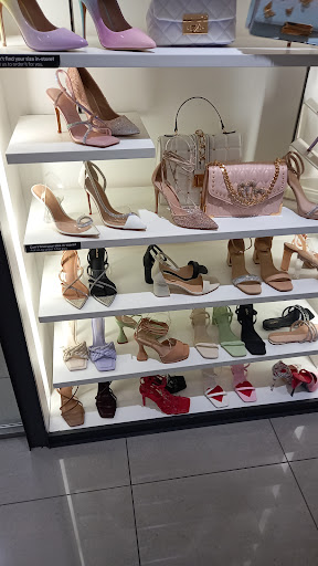 Shopping Mall «Towson Town Center», reviews and photos, 825 Dulaney Valley Rd, Towson, MD 21204, USA