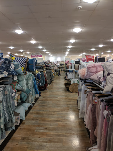 Department Store «HomeGoods», reviews and photos, 1391 Boston Post Rd, Milford, CT 06460, USA