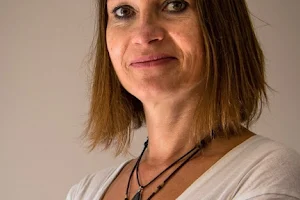 Stéphanie RAOUL - Naturopathe Valence - Drôme (Total Reset) - psychopraticienne (EFT) - coach mental image