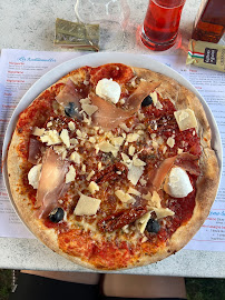 Plats et boissons du Pizzeria Les Pizzas d'Amphion à Publier - n°3