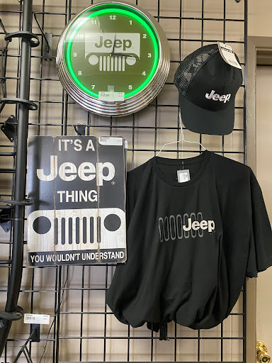 Auto Parts Store «Newberg Dodge Jeep Chrysler Ram», reviews and photos, 2809 Portland Rd, Newberg, OR 97132, USA