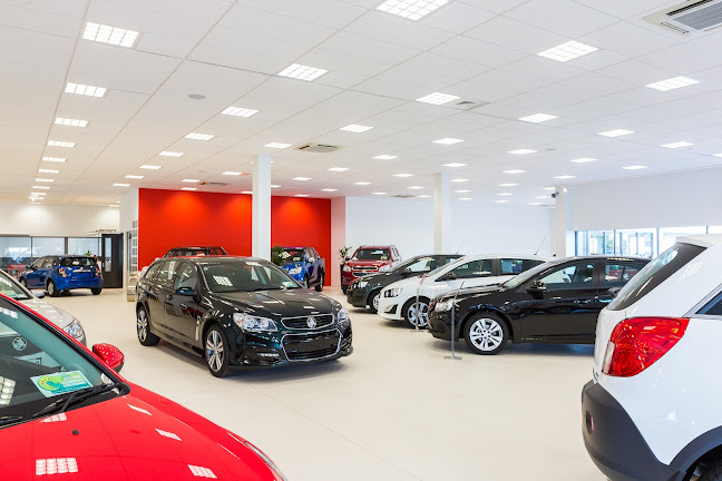 Reviews of Robertson Motor Group in Palmerston North - Car dealer