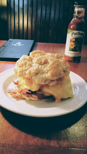 Brewpub «McMenamins Spar Café», reviews and photos, 114 4th Ave E, Olympia, WA 98501, USA