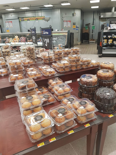 Department Store «Walmart Supercenter», reviews and photos, 235 E Dorset Dr, Dixon, CA 95620, USA