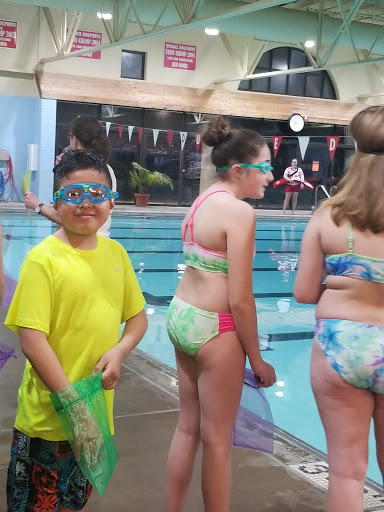 Recreation Center «Rakow Center», reviews and photos, 665 Barrington Ave, Carpentersville, IL 60110, USA