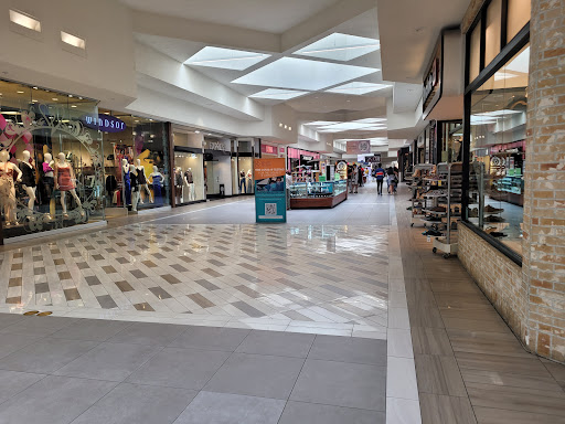 Shopping Mall «Briarwood Mall», reviews and photos, 100 Briarwood Cir, Ann Arbor, MI 48108, USA
