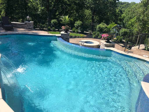 Pool cleaning service Independence