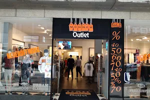 Monnem Outlet image