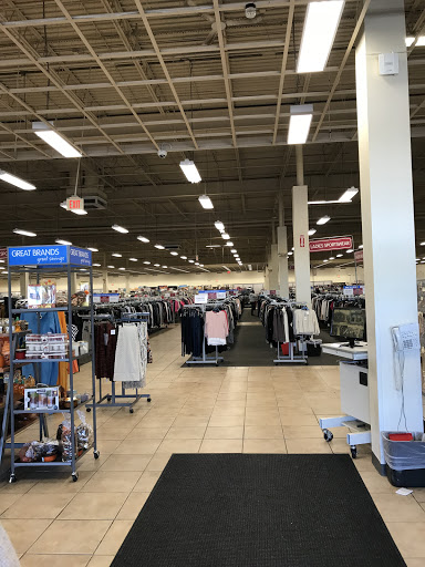 Clothing Store «Burlington Coat Factory», reviews and photos, 287 Washington St, Attleboro, MA 02703, USA