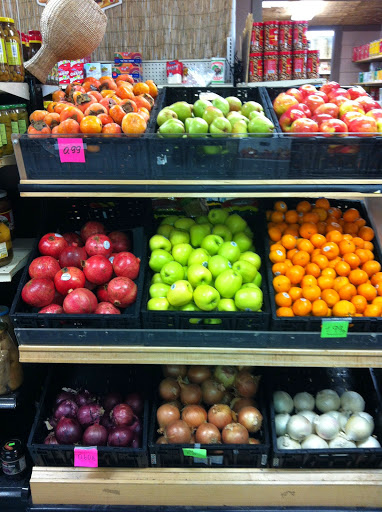 Grocery Store «Roman Russian Food Store», reviews and photos, 10918 SE Division St, Portland, OR 97266, USA