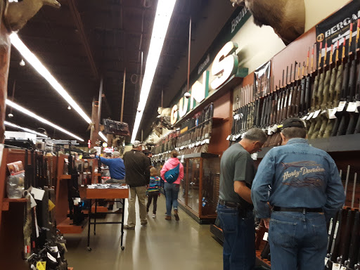 Fishing Store «Green Top Sporting Goods, Corporation.», reviews and photos, 10150 Lakeridge Pkwy, Ashland, VA 23005, USA