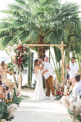 Florist «Designs by Darenda», reviews and photos, 240 S Krome Ave, Homestead, FL 33030, USA