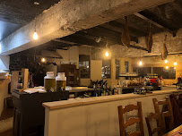 Atmosphère du Restaurant La Taverne du Brichon à Les Deux Alpes - n°16
