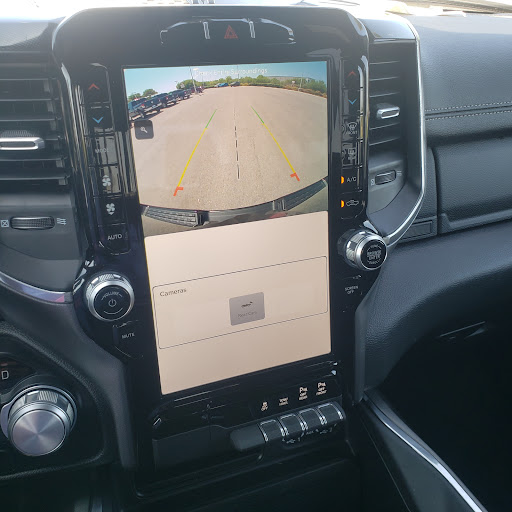 Car Dealer «Lone Star Chrysler Dodge Jeep Ram», reviews and photos, 8811 I-35, San Antonio, TX 78211, USA