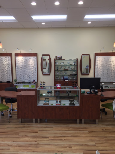 Optometrist «Oronoque Eye Care», reviews and photos, 3528 E Main St, Waterbury, CT 06705, USA