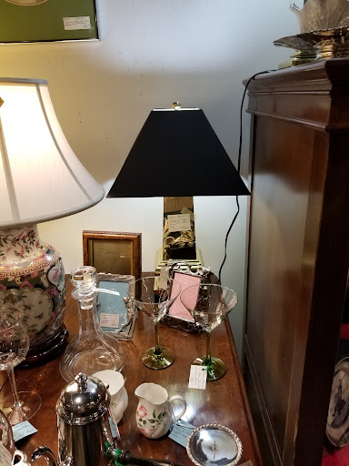 Antique Store «Madison Markets ~ Antiques & Interiors», reviews and photos, 144 Academy St, Madison, GA 30650, USA