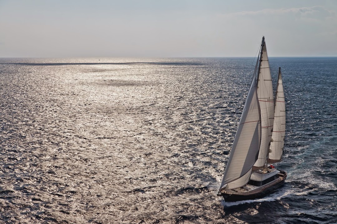 BODRUM YAT TEKNE KRALAMA - Cobra Yacht