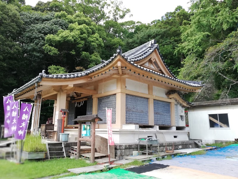 八幡神社(拝殿)