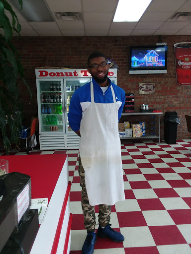 Donut Shop «Donut Time», reviews and photos, 102 Hartmann Dr, Lebanon, TN 37087, USA