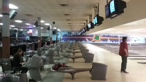 Bowling Alley «Westdale Bowling Center & Lazer Tag», reviews and photos, 2020 Scotty Dr, Cedar Rapids, IA 52404, USA