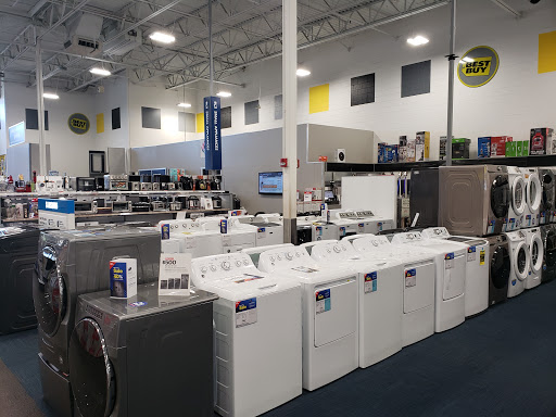 Electronics Store «Best Buy», reviews and photos, 12765 Harper Village Dr #160, Battle Creek, MI 49014, USA