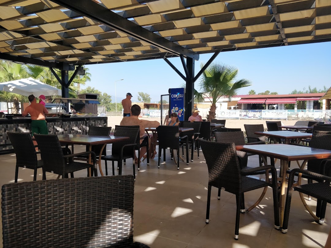 Otium Hotels beach, bar and playground