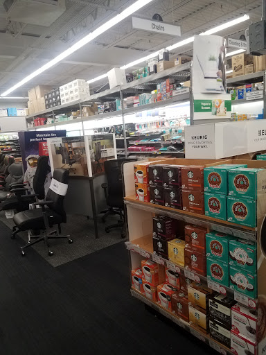 Office Supply Store «Staples», reviews and photos, 14 Hazard Ave #23, Enfield, CT 06082, USA