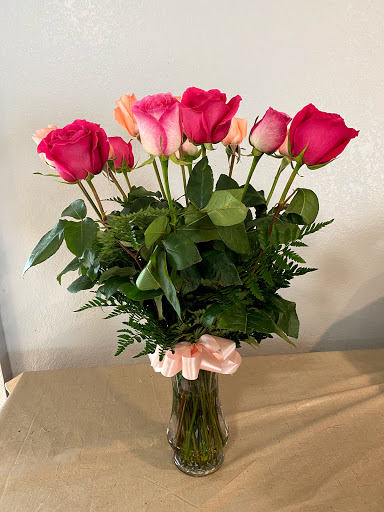 Florist «Roses Just Because/Hub Florist Of Lutz», reviews and photos, 18721 N Dale Mabry Hwy, Lutz, FL 33548, USA