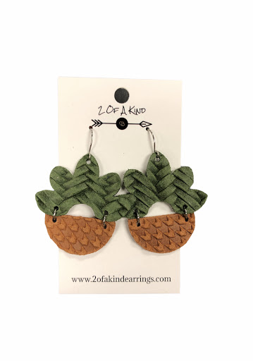 Gift Shop «Lotus Lake Gifts + Decor», reviews and photos, 412 W 78th St, Chanhassen, MN 55317, USA