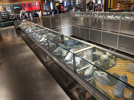 Clothing Store «Nike Portland», reviews and photos, 638 SW 5th Ave, Portland, OR 97201, USA