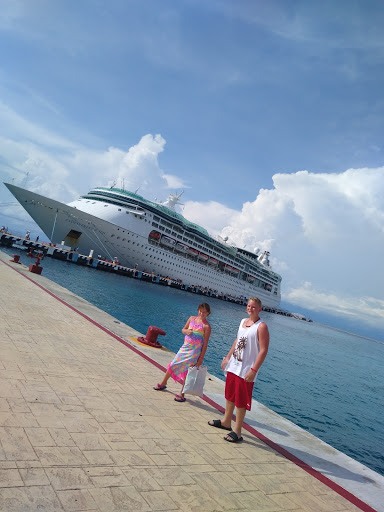 Travel Agency «Dream Vacations - Karen Coleman-Ostrov & Associates», reviews and photos, 1140 N Gilbert Rd #109, Gilbert, AZ 85234, USA