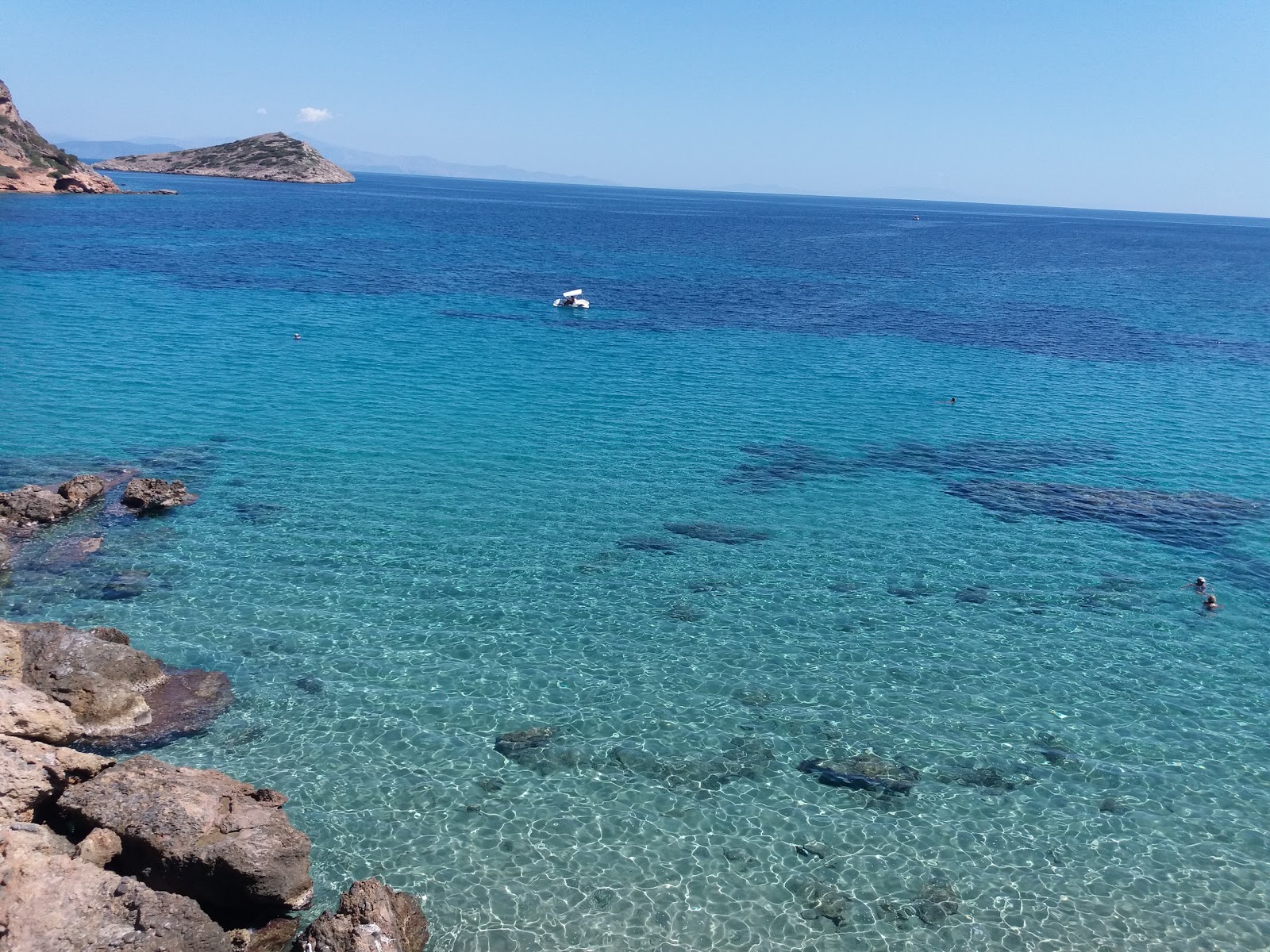 Photo of Panorama beach with turquoise water surface